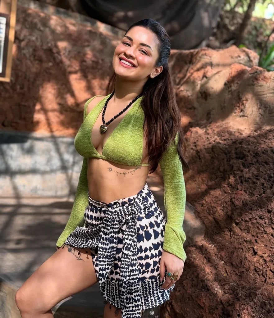 Avneet Kaur bikini