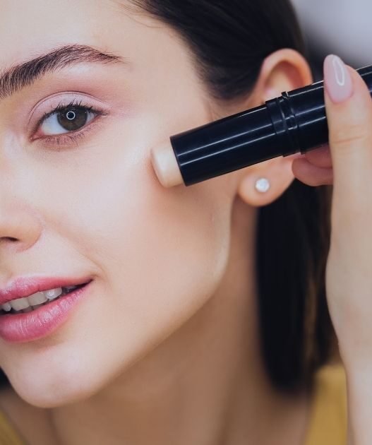 Best Concealers for Oily Skin