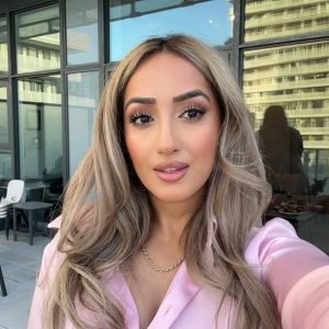 glimsera author jessicafarzam